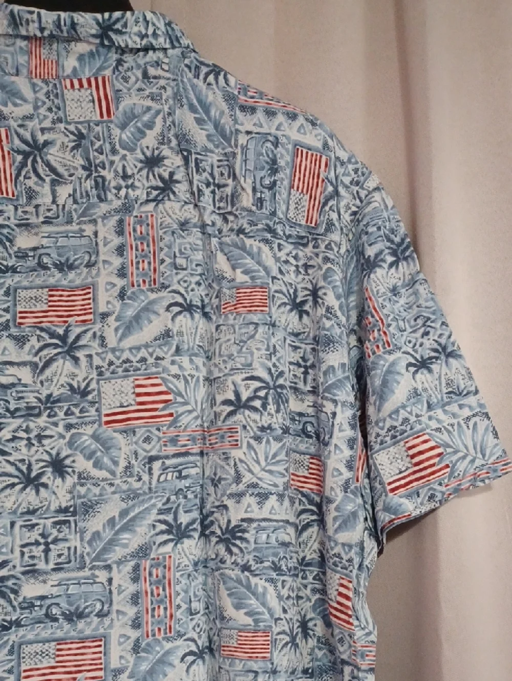 The Foundry Supply Co. Blue Short-Sleeve Tropical Flag Print Button-Down Shirt